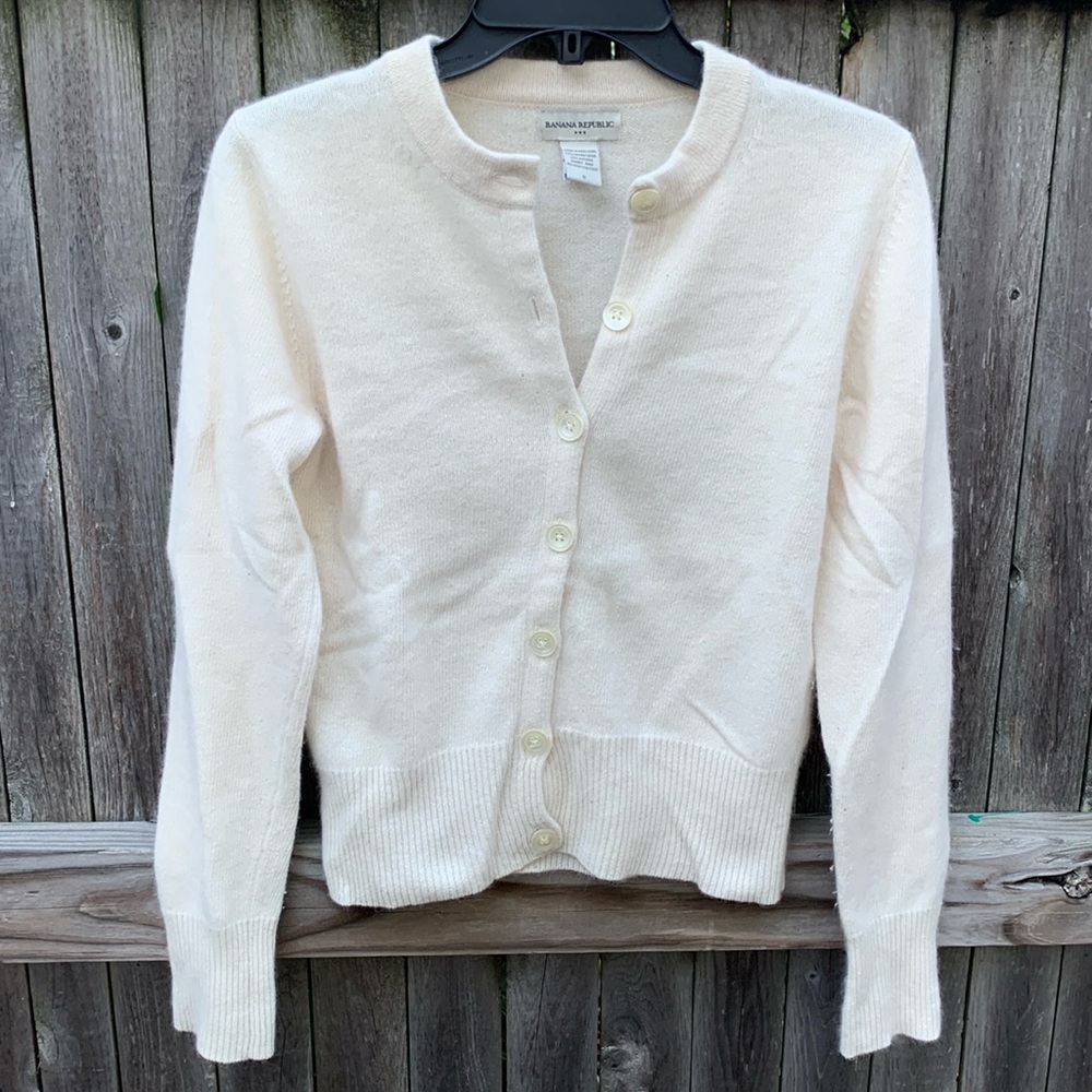 Banana Republic small wool/rabbit cardigan!!